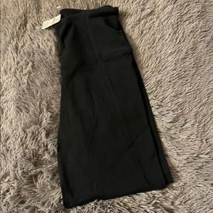 New VS essential leggings